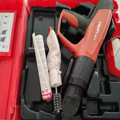 Cloueur hilti 5 - cloueur,