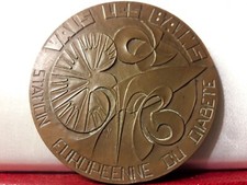 1975 medaille bronze station