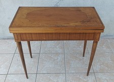 Table à jeu en noyer époque 19ème