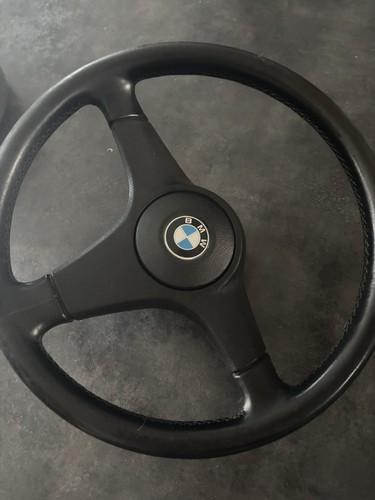 Volant sport bmw e30 e34 - volant,