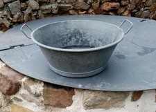 ancienne bassine galvanisée zinc. Diamètre 39cm.H:17 Cmvintage