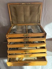 Importante Ménagère En Argent Massif 174 Pièces Style Louis XVI 