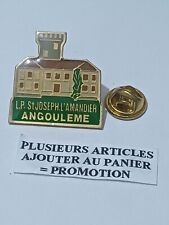 (E2) pins pin pin's bagde l.p