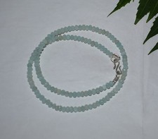 Collier perles pierres