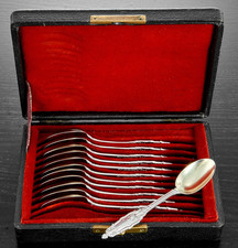 PUIFORCAT : Service de 12