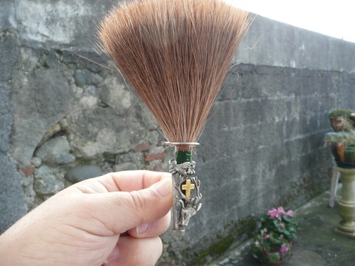 Broche houpette chapeau de - de,