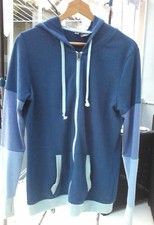 gilet à capuche matière sweat shirt sport bleu pour femme taille 42/44