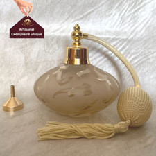 Vaporisateur de parfum poire