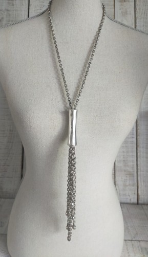 Superbe collier uno 50 - uno,