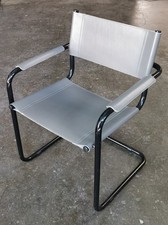 Fauteuil Cantilever design