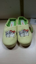 peluche chaussons  pantoufles HAMTARO et BIJOU  taille 31/32 enfant