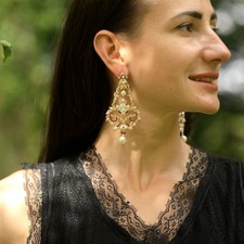 Boucles d'Oreilles Clous Doré Chandelier Email Rouge Fausse Perle Mariage YW1