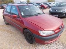 Poignee interieur avant droit