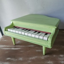 Ancien Piano En Bois Pour Enfant / Réf A627