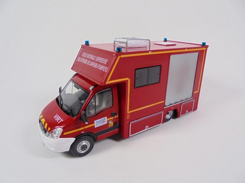 Véhicule pompiers iveco - véhicule,