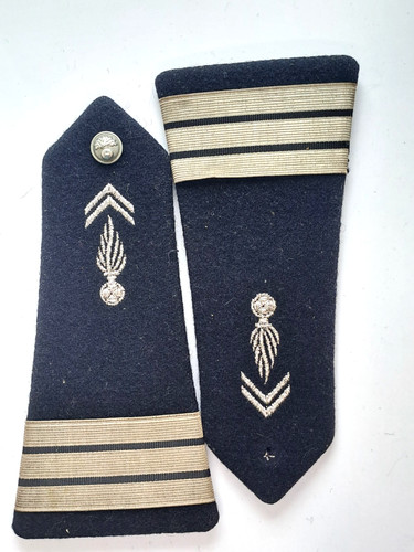 018894 épaulette militaire