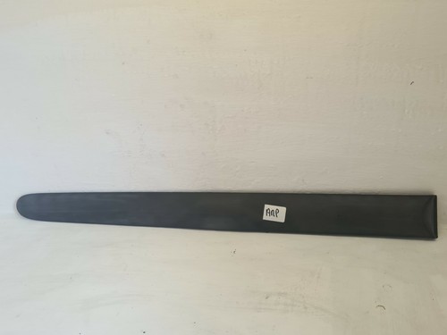 Baguette extérieur arrière