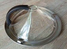 Couvercle verre forme volcan