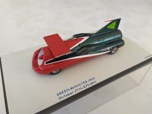 Bizarre green monster - 1/43,