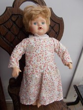 POUPEE PORCELAINE 43 cm THE