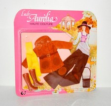 RARE! tenue poupée Lady