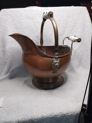 Ancien seau cuivre charbon - ancien,