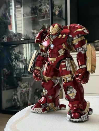 Figurine iron man - man, xliv