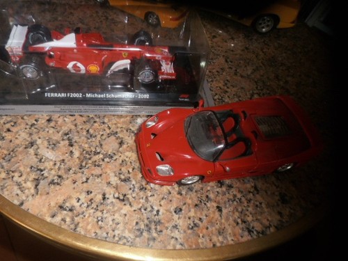 Voitures ferrari f2002 - 2,