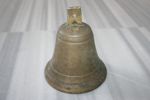 Ancienne cloche bronze - ancienne, en