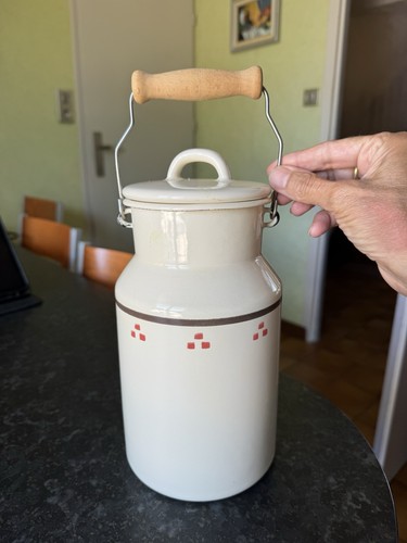 Bidon lait émaillé 2 - à,