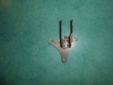 Support moteur inférieur