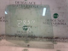 VITRE DE PORTE ARRIÈRE DROITE