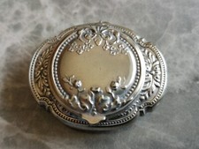 Poudrier Ancien de Châtelaine