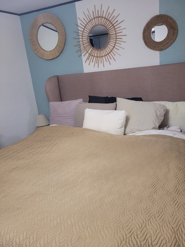Lit king size - vendre, seul