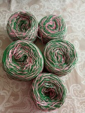 Lot de 5 Pelotes Tons Roses et Verts (510g)