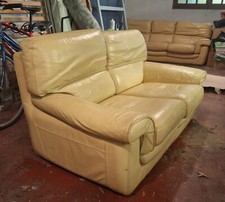 canapé cuir jaune (2 places)