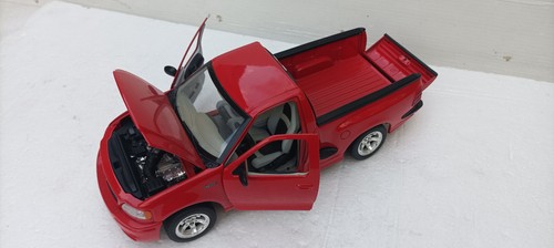 Ford f150 pick up - 1/18,