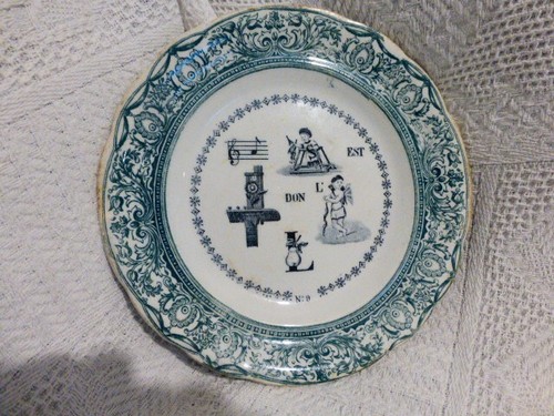 Assiette parlante rebus - assiette,