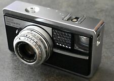 Joli Kodak instamatic 500 avec son bel étui cuir noir verni bel état Xenar