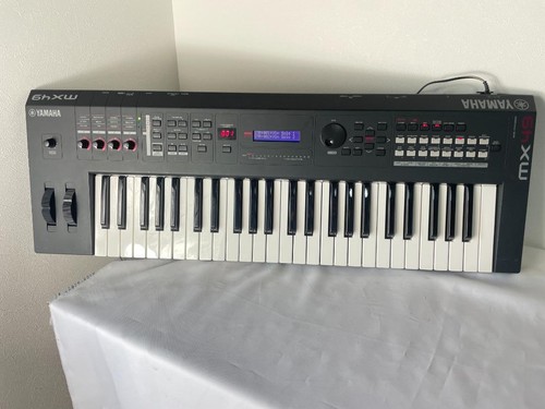 Yamaha mx49 synthesizer - yamaha,