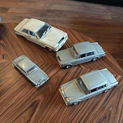 Lot voiture burago corgi - lot,