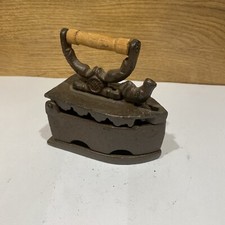 Fer à Repasser à Braises / Charbon Coq (enfant ?) Ancien Vintage Collection