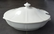 Soupière ovale en faïence de Sarreguemines UC