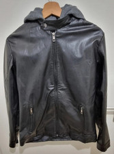 Blouson en cuir à capuche