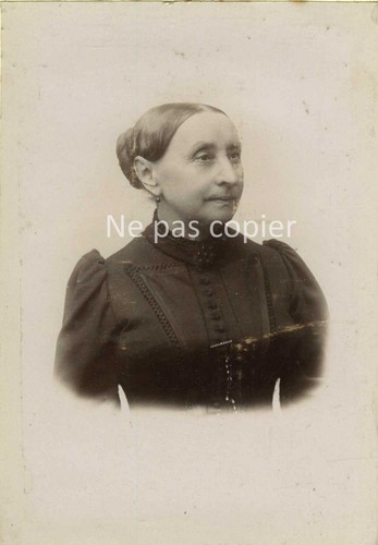 Femme vers 1890 carte - femme,