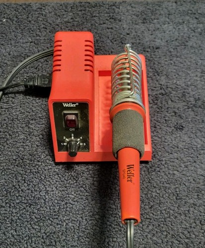 Weller soldering station - weller,