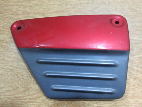 Cache latéral droit yamaha - latéral,