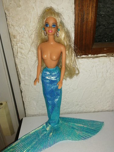Ancienne poupée barbie - poupée,