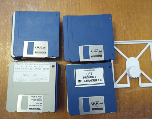 Lot 40 disquette - 40, amiga