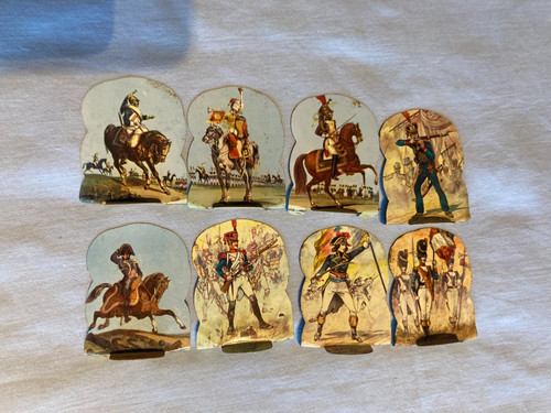 Rare lot figurines - 8, metal